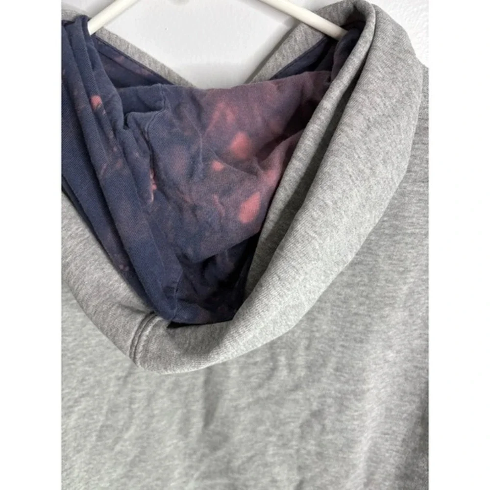 The North Face the‎ north face gray hoodie, size medium